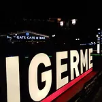 New Gate Hotel 3*