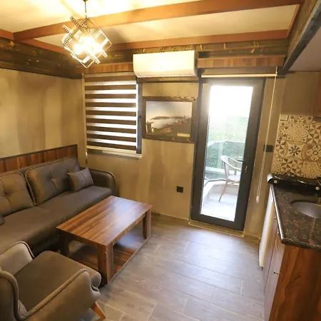 New Gate Hotel